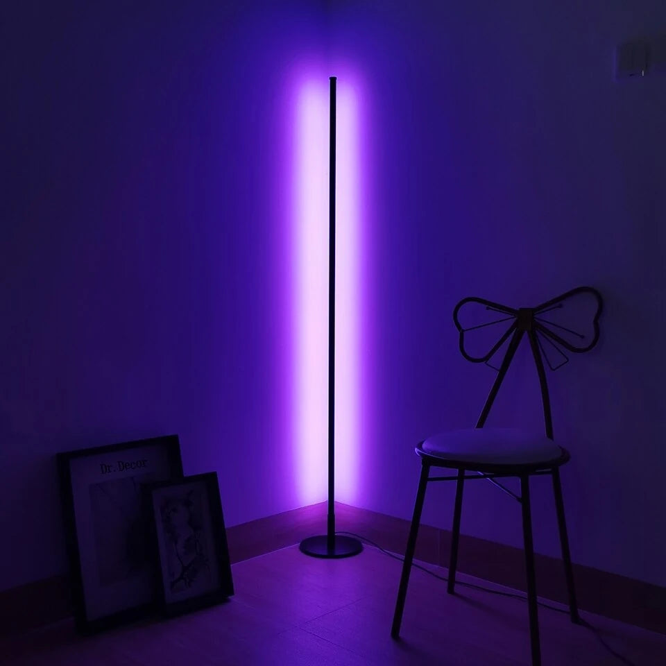 İskandinav Tarzı Sese Duyarlı RGB Köşe Lambası – 150cm 16 Renk ve 4 Dinamik Mod