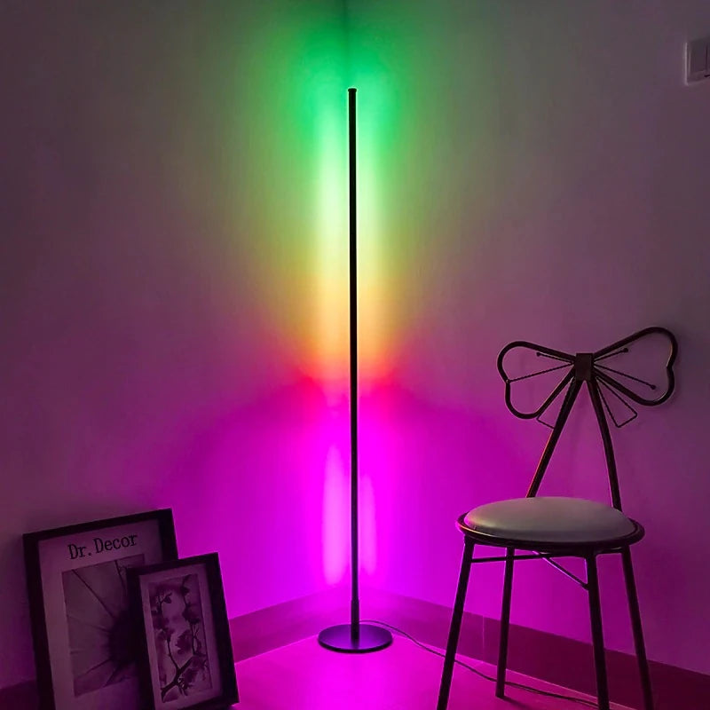 İskandinav Tarzı Sese Duyarlı RGB Köşe Lambası – 150cm 16 Renk ve 4 Dinamik Mod